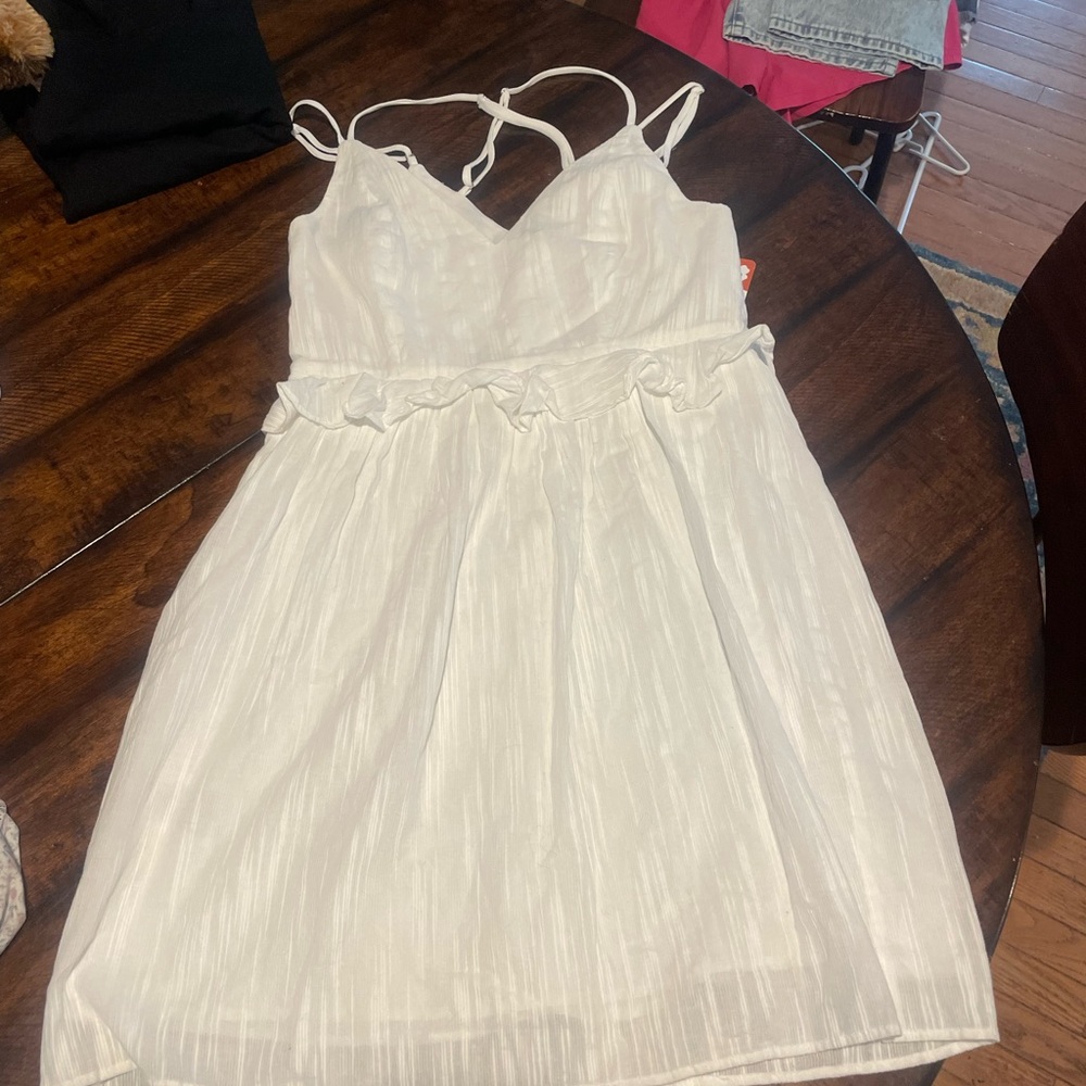White BCBG Dress with adjustable straps